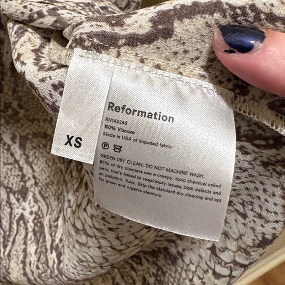 Reformation python button down shirt - Picture 4 of 4